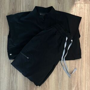 Figs Black Scrub Set